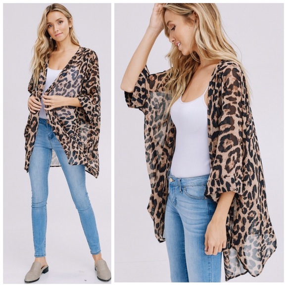 🛍LAST 1! 💕Animal Print Kimono! BEST SELLER!! - Picture 4 of 7